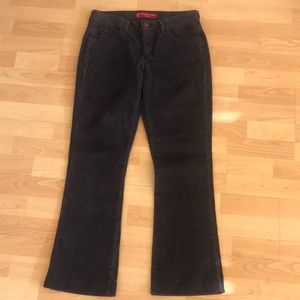 LEVIS nouveau boot cut stretch corduroy pants
